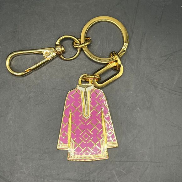 Tory Burch Accessories - Tory Burch Keychain Womens Pink T Shirt Gold Chain Vintage Tunic Charm Key Fab
